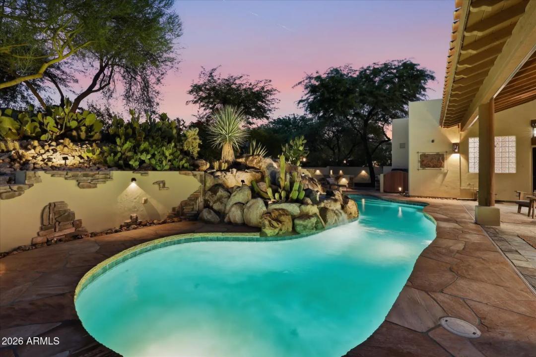 Real Estate Picture 86