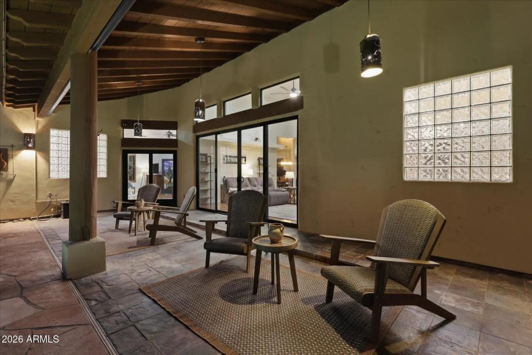 Real Estate Picture 90