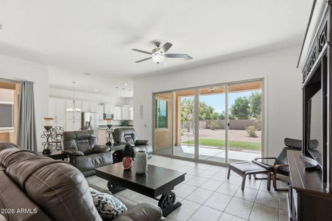 Real Estate Picture 6