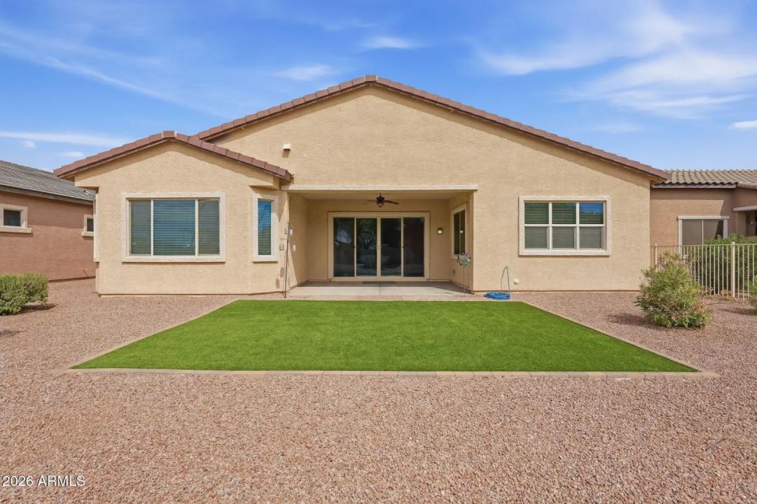 Real Estate Picture 9