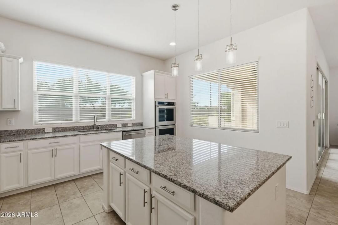 Real Estate Picture 26