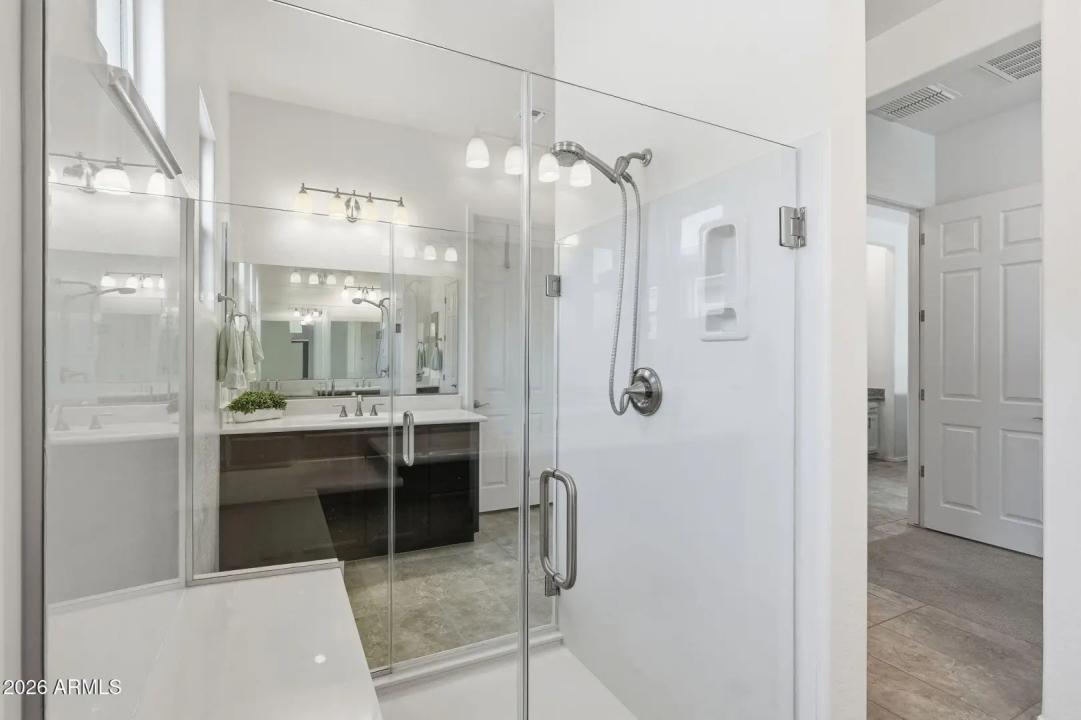 Real Estate Picture 31