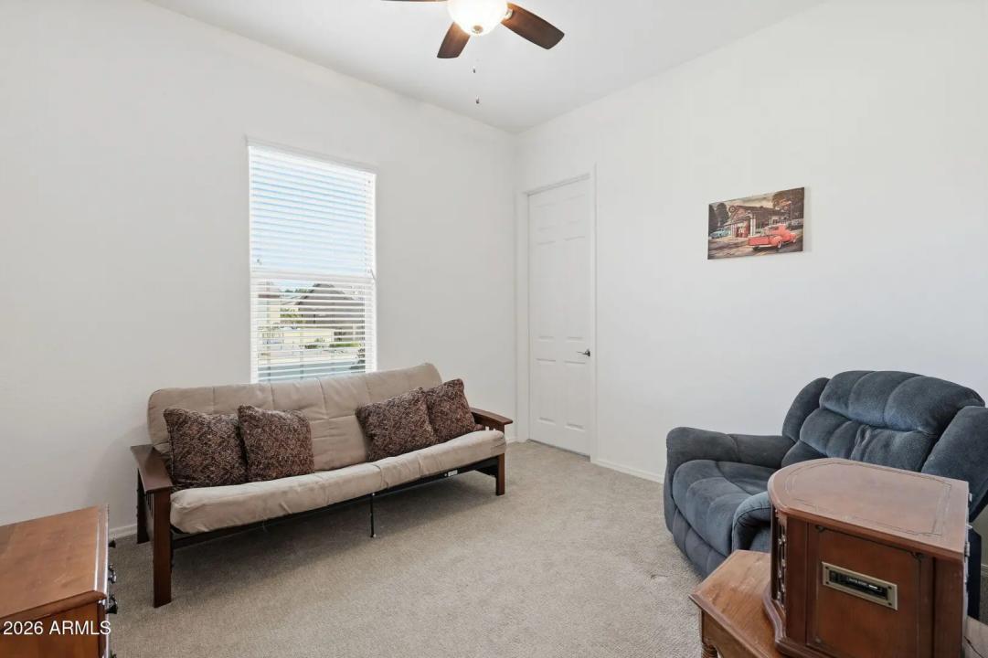 Real Estate Picture 40