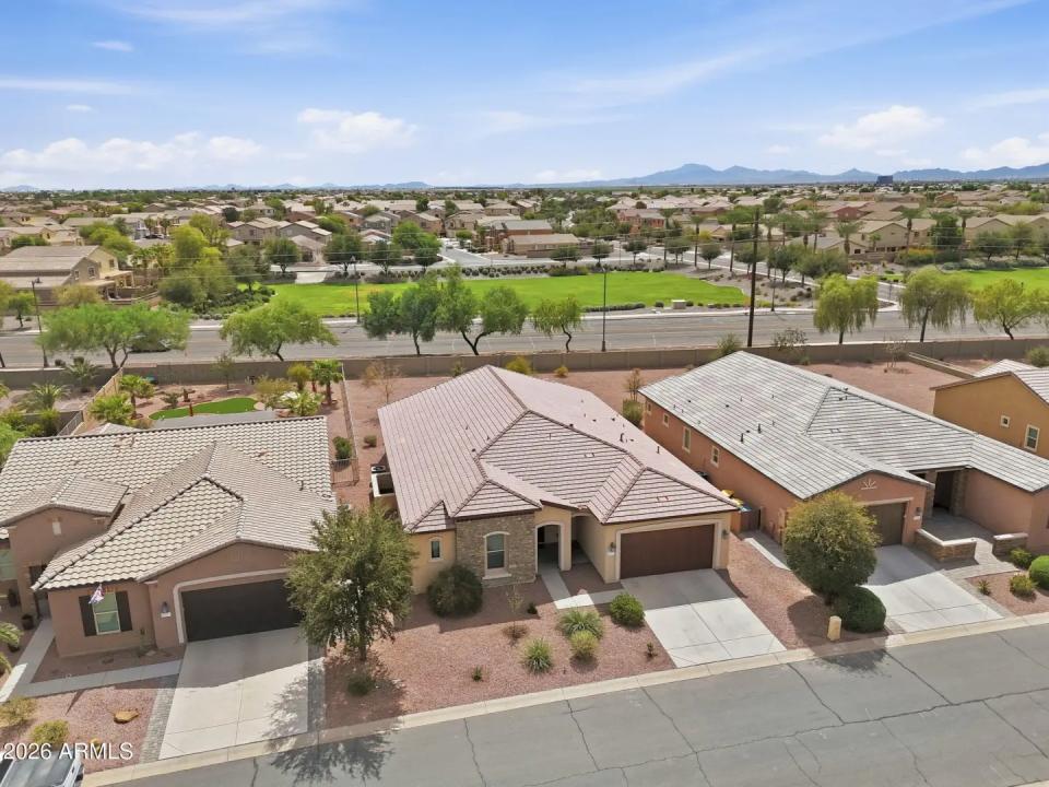 Real Estate Picture 49