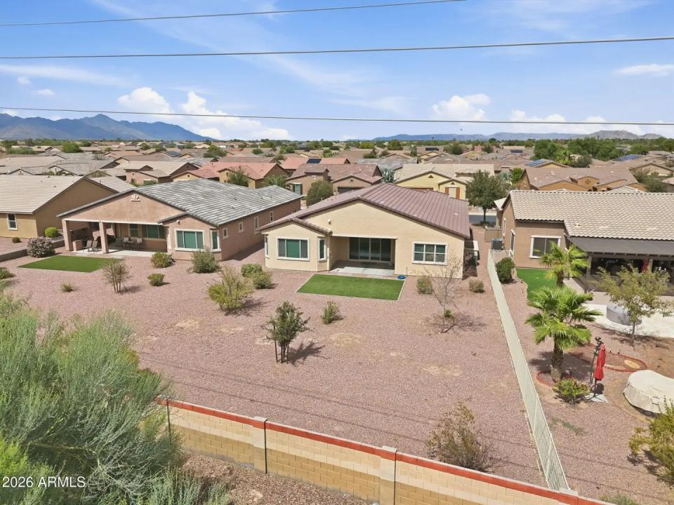 Real Estate Picture 48