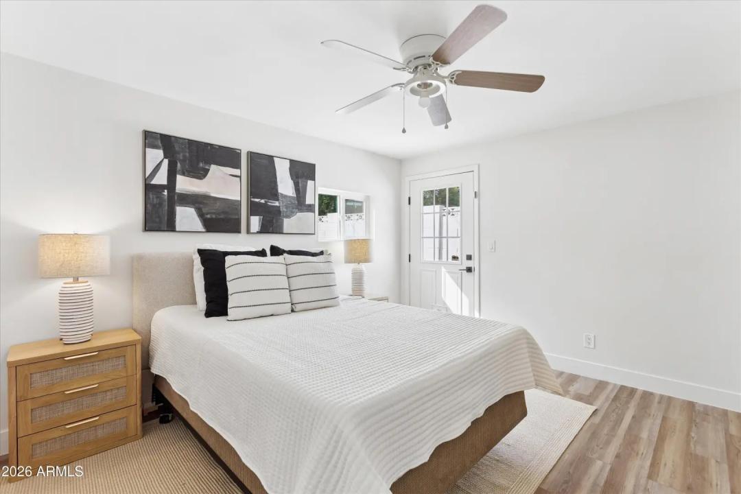 Real Estate Picture 18