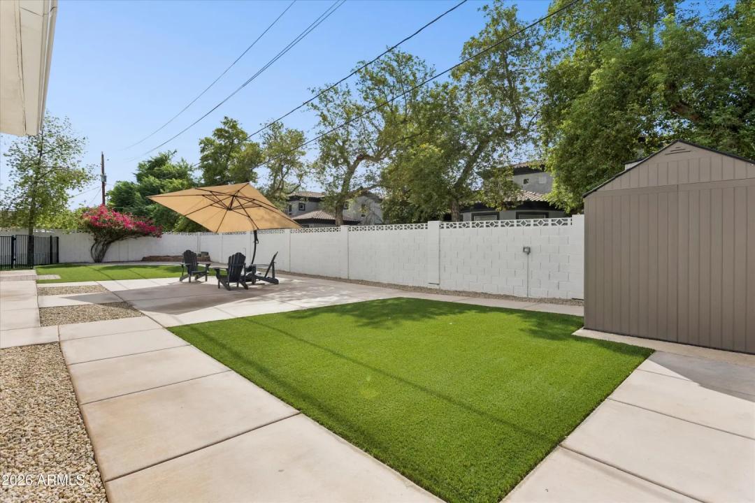 Real Estate Picture 26