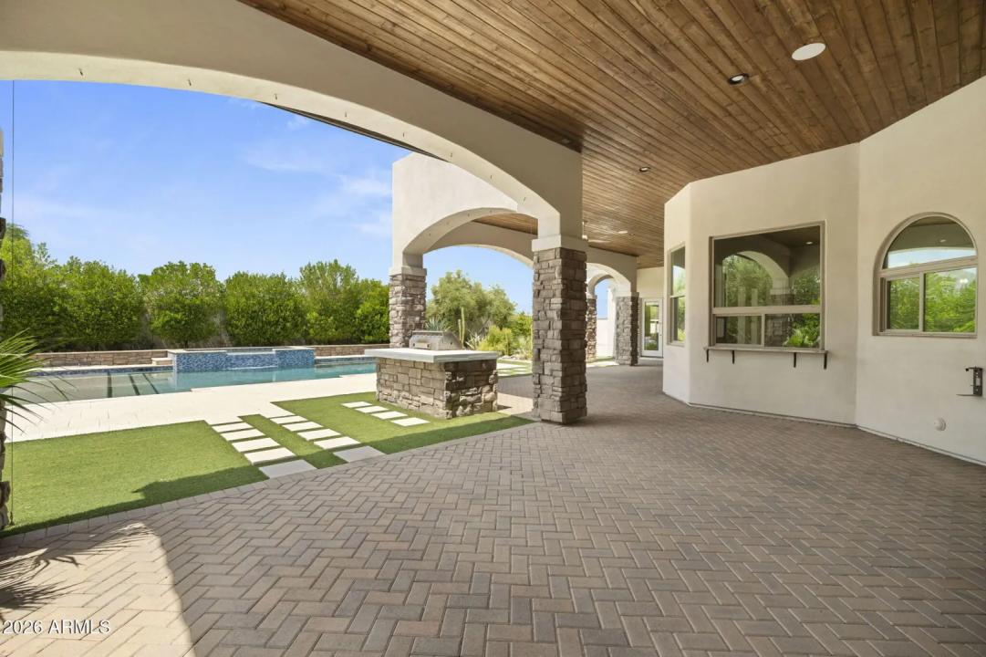 Real Estate Picture 58