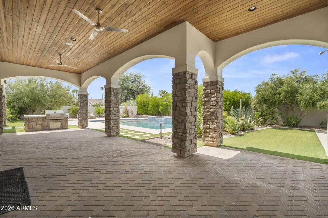 Real Estate Picture 56