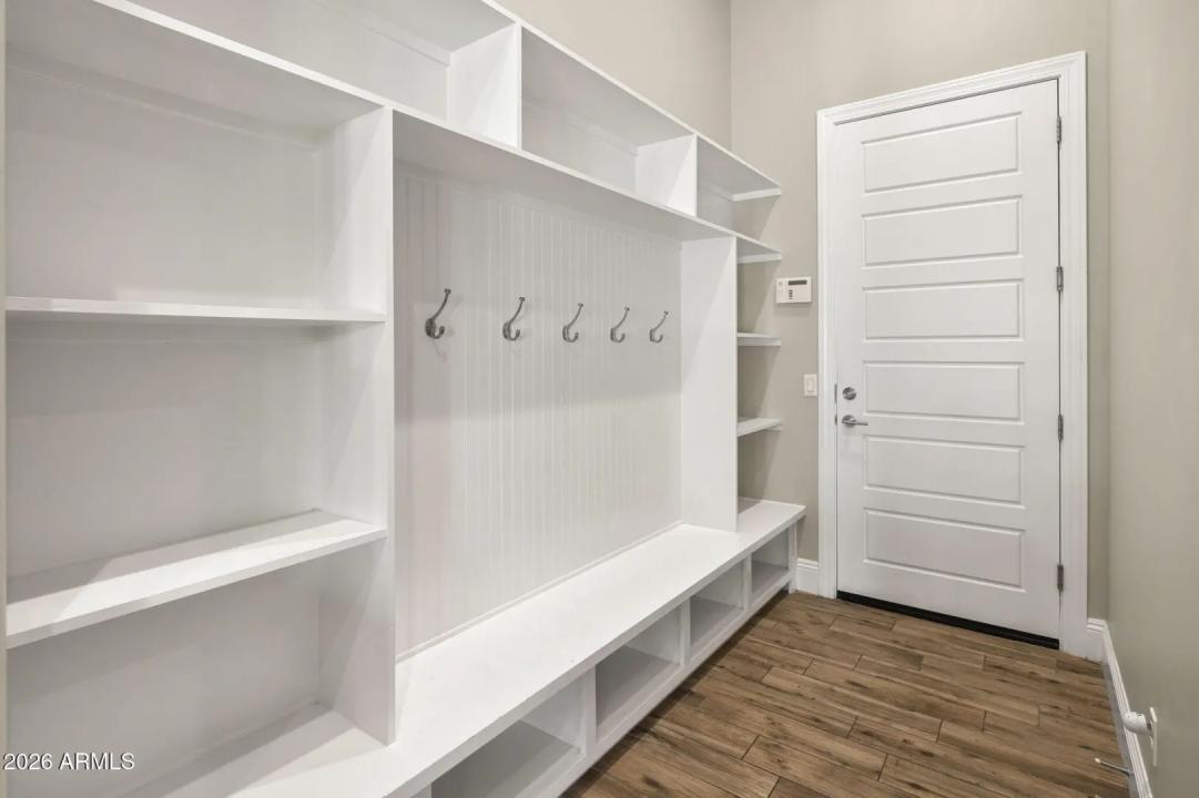 Real Estate Picture 48