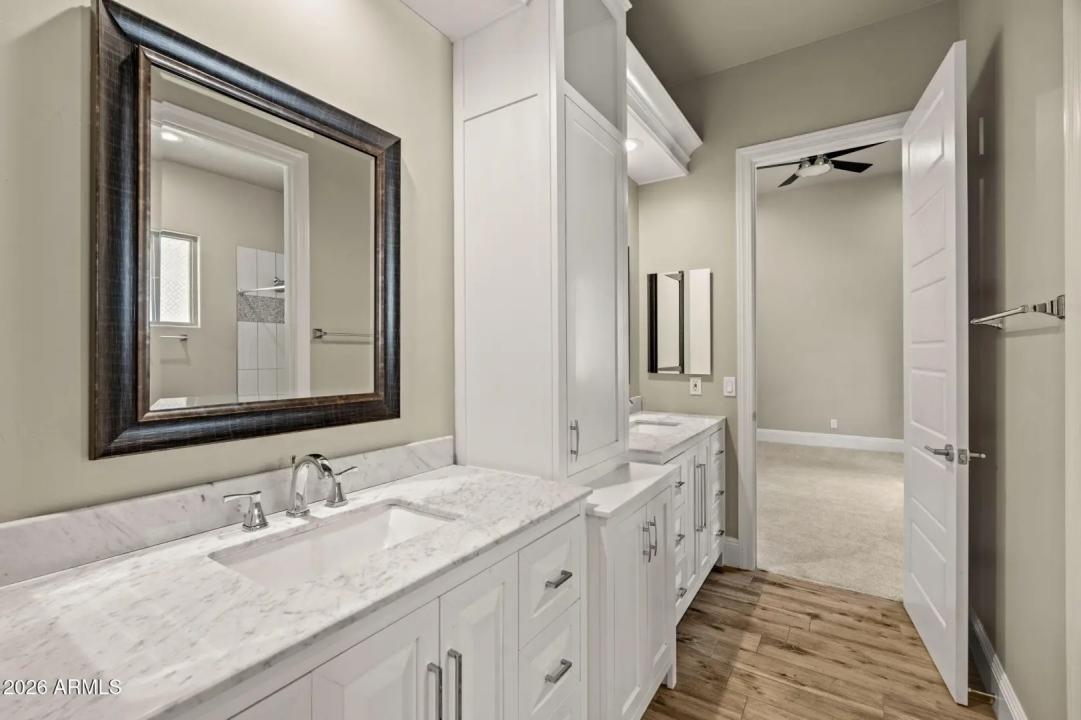 Real Estate Picture 40