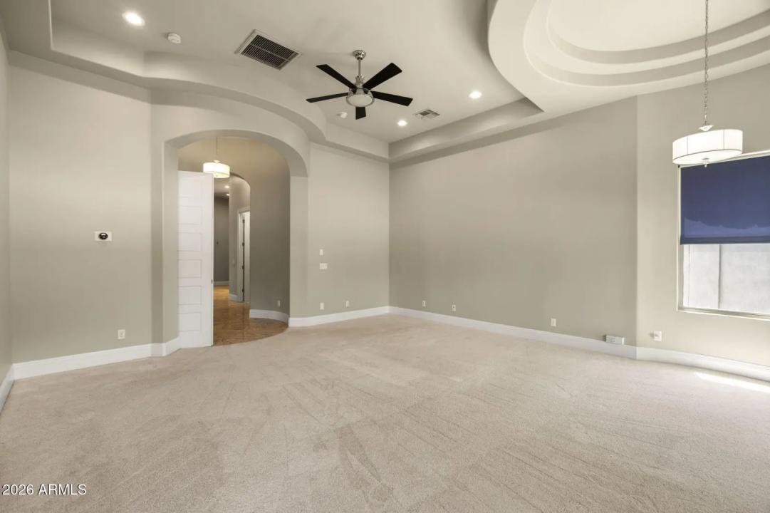 Real Estate Picture 25