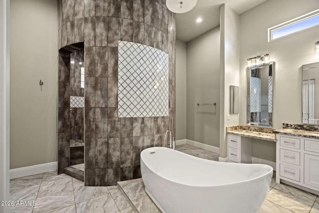 Real Estate Picture 31