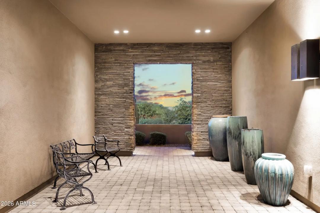 Real Estate Picture 2