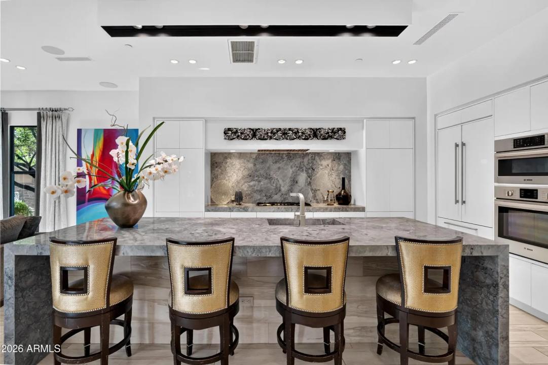 Real Estate Picture 35