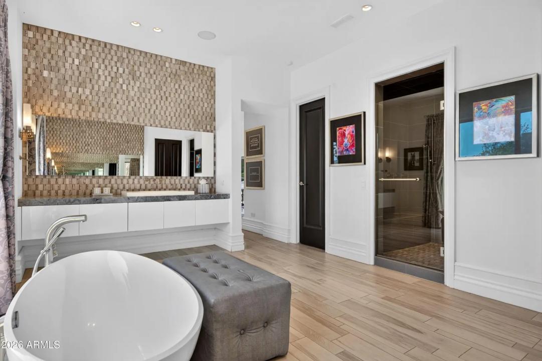 Real Estate Picture 55