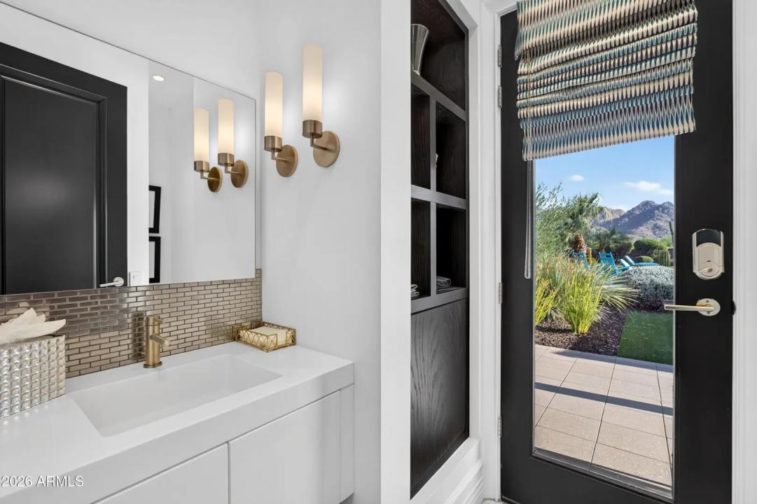 Real Estate Picture 86
