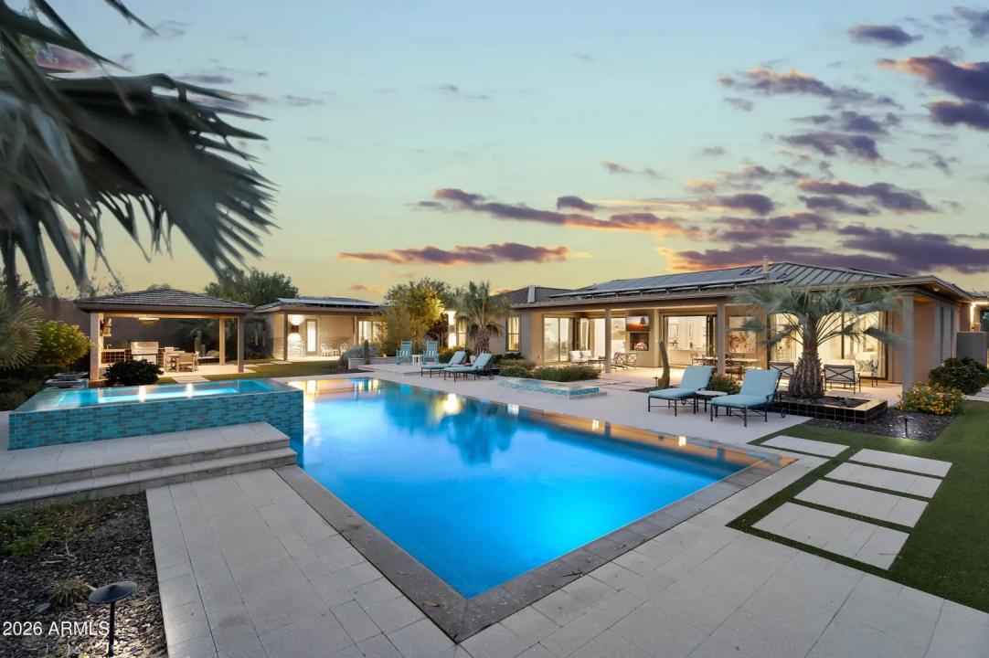 Real Estate Picture 92