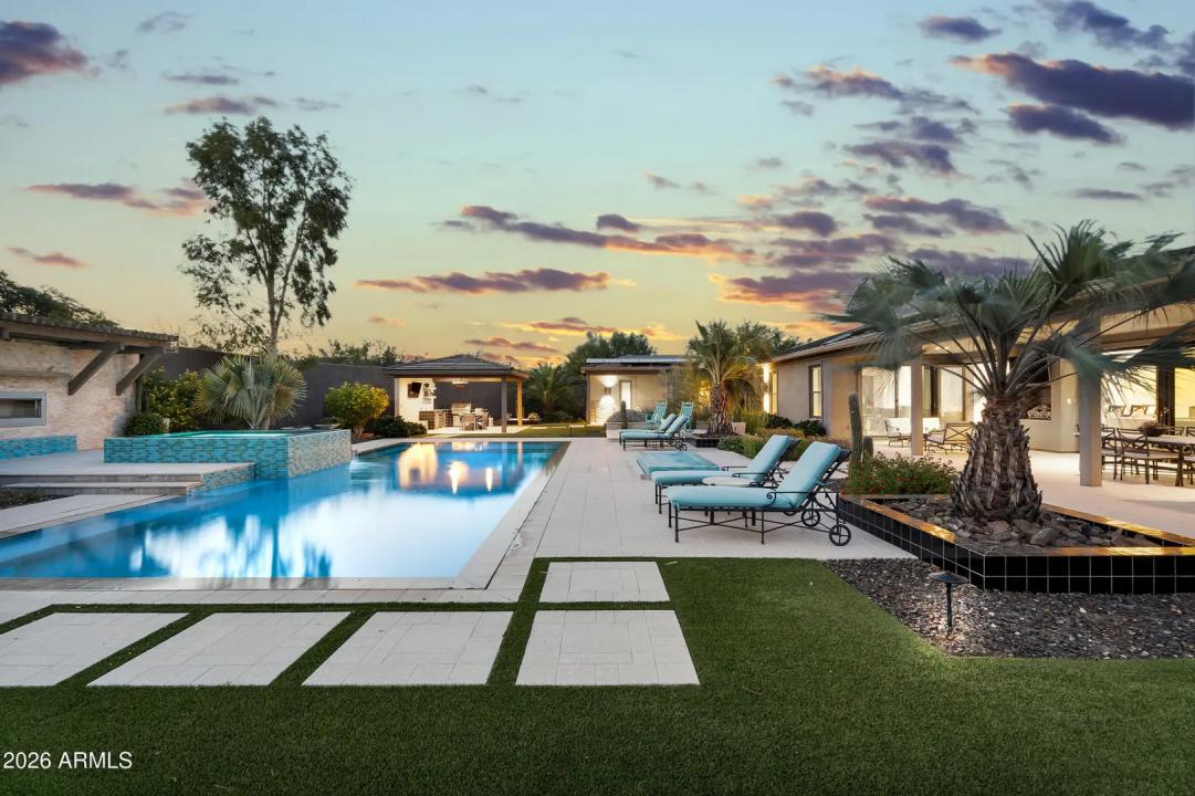 Real Estate Picture 94