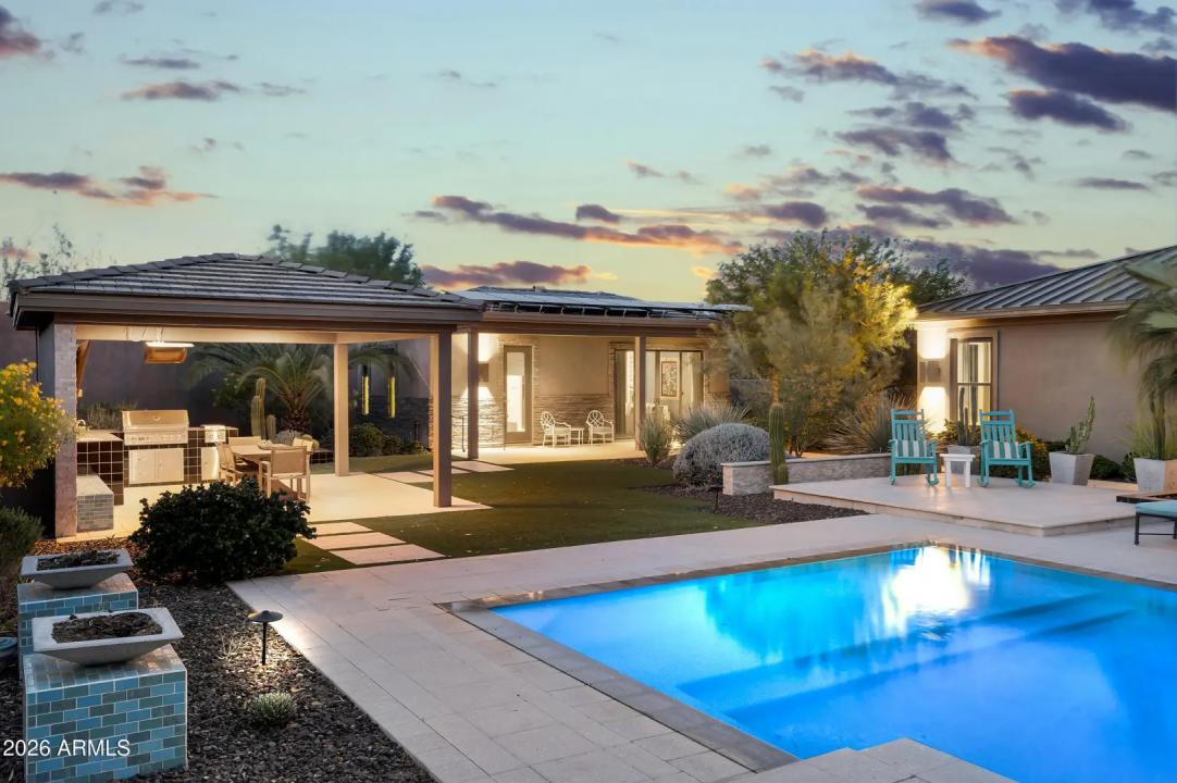 Real Estate Picture 95