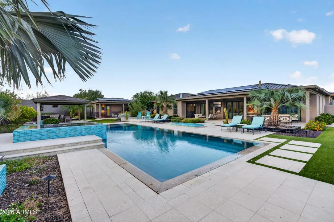 Real Estate Picture 97