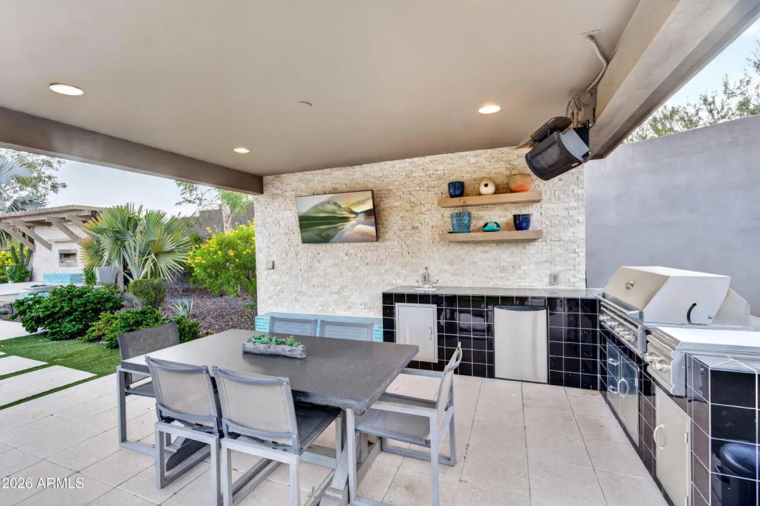 Real Estate Picture 109