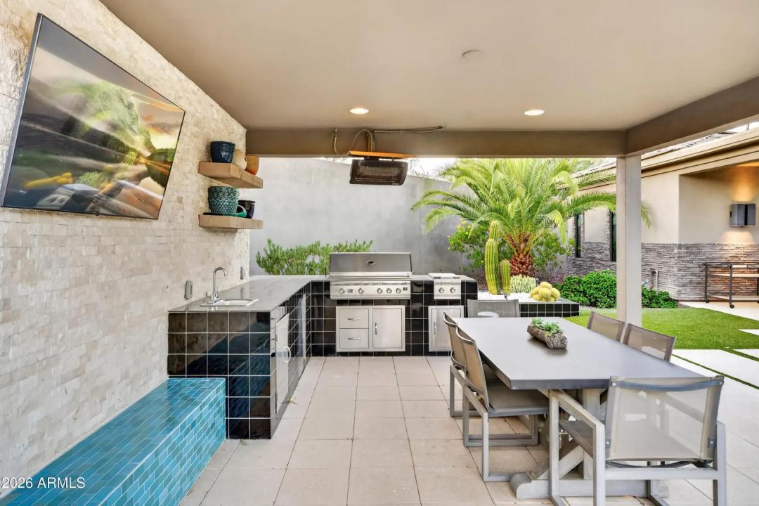 Real Estate Picture 110