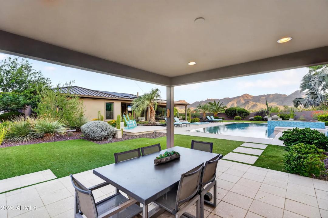 Real Estate Picture 111