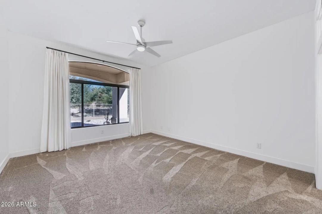 Real Estate Picture 24