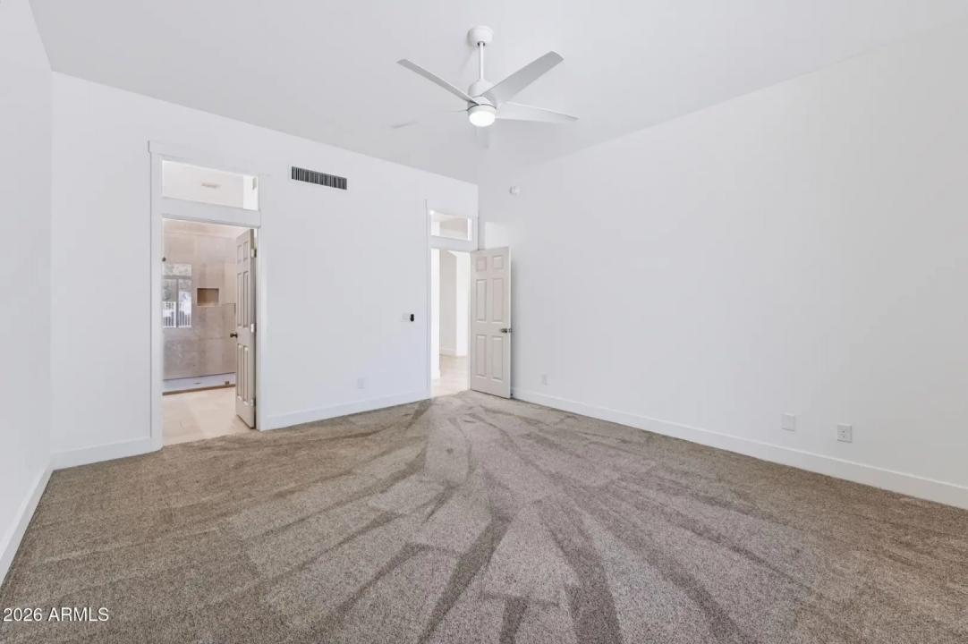 Real Estate Picture 21