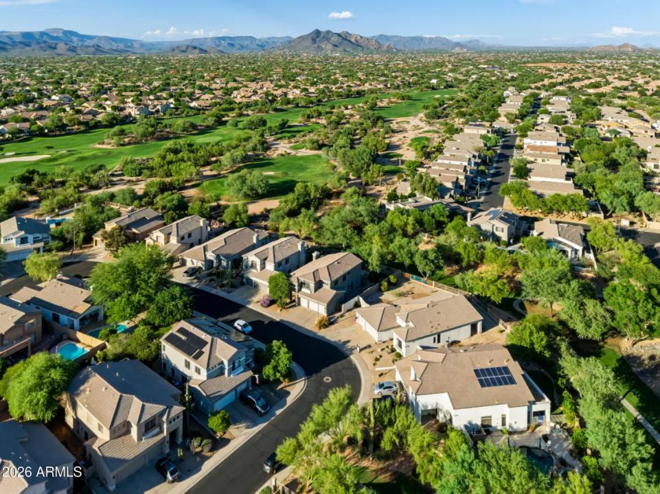 Real Estate Picture 45