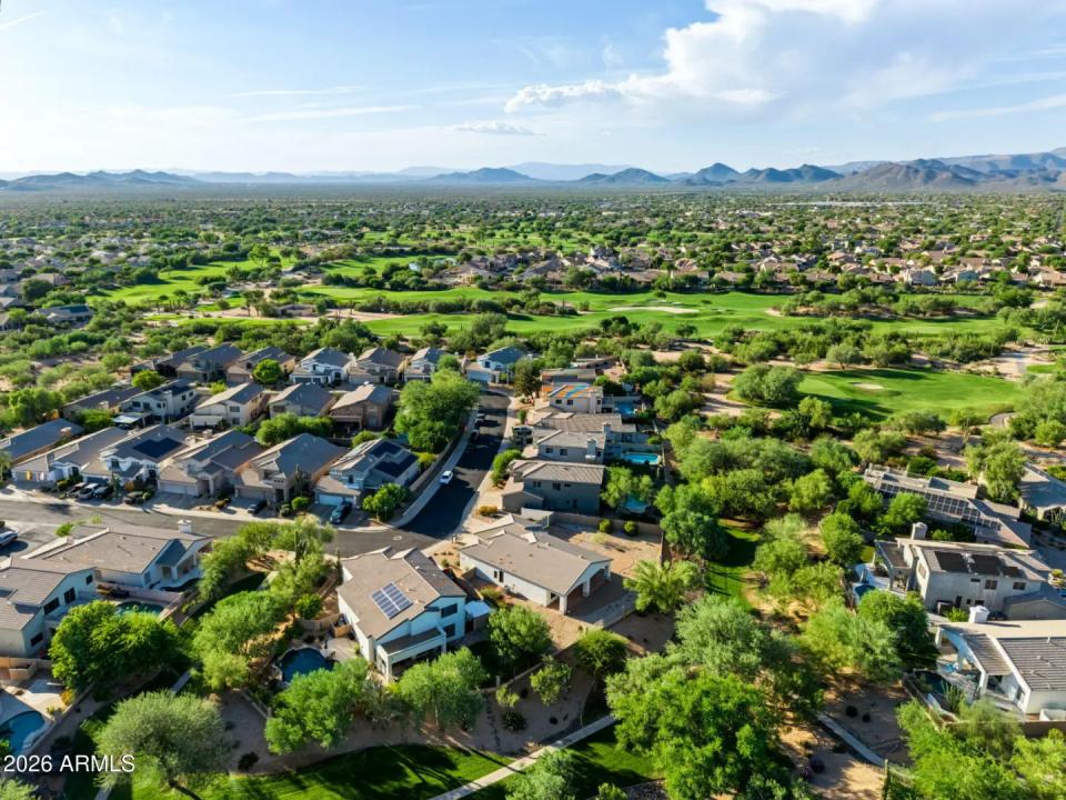 Real Estate Picture 47