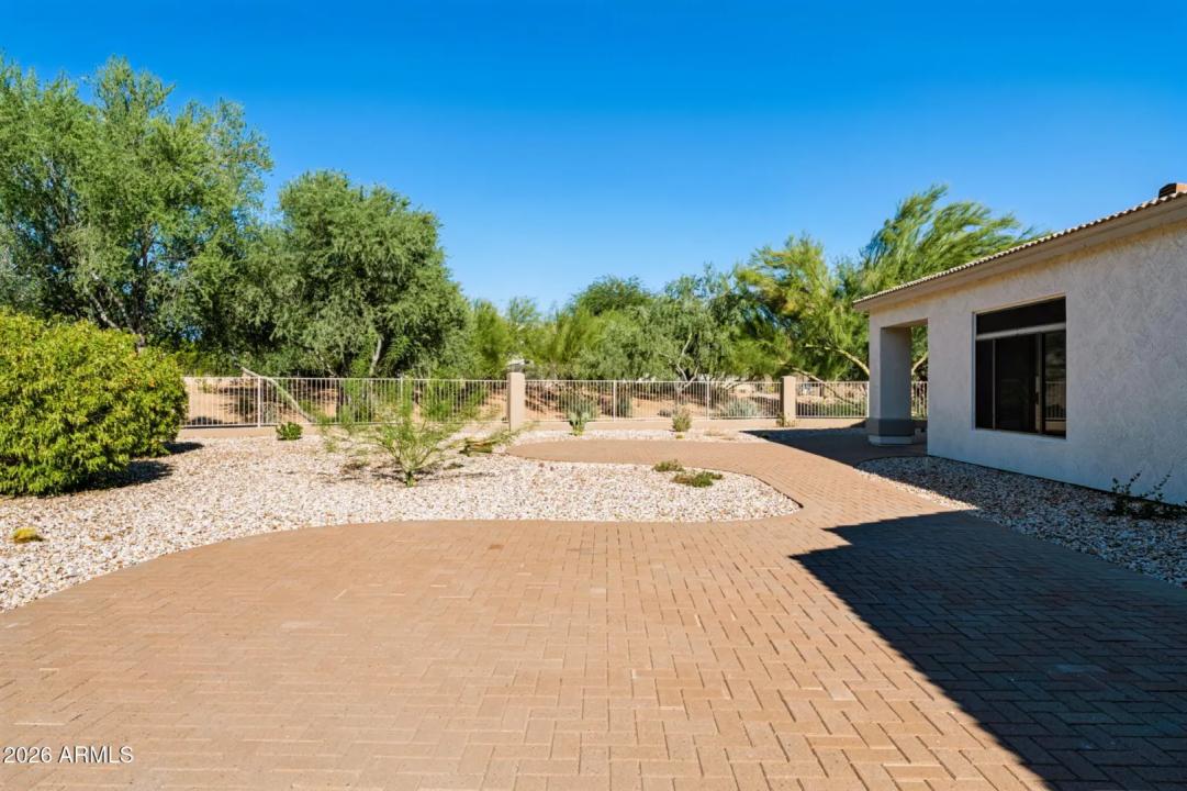 Real Estate Picture 42
