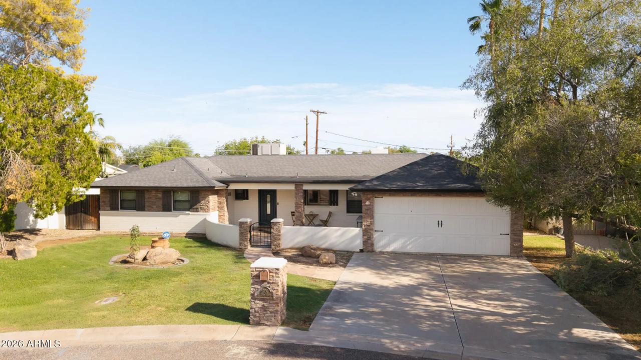 5307 N 32ND Place Phoenix AZ 85018