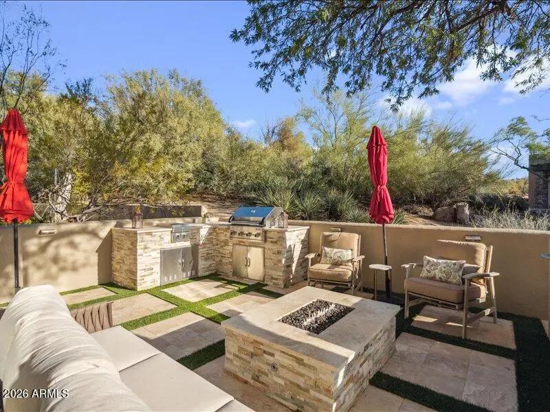 Real Estate Picture 2