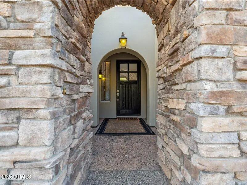 Real Estate Picture 7