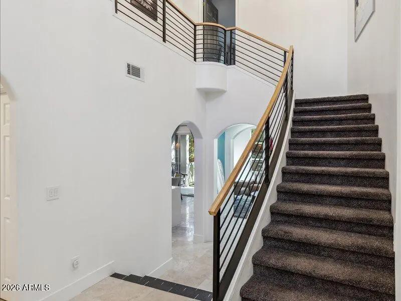 Real Estate Picture 19