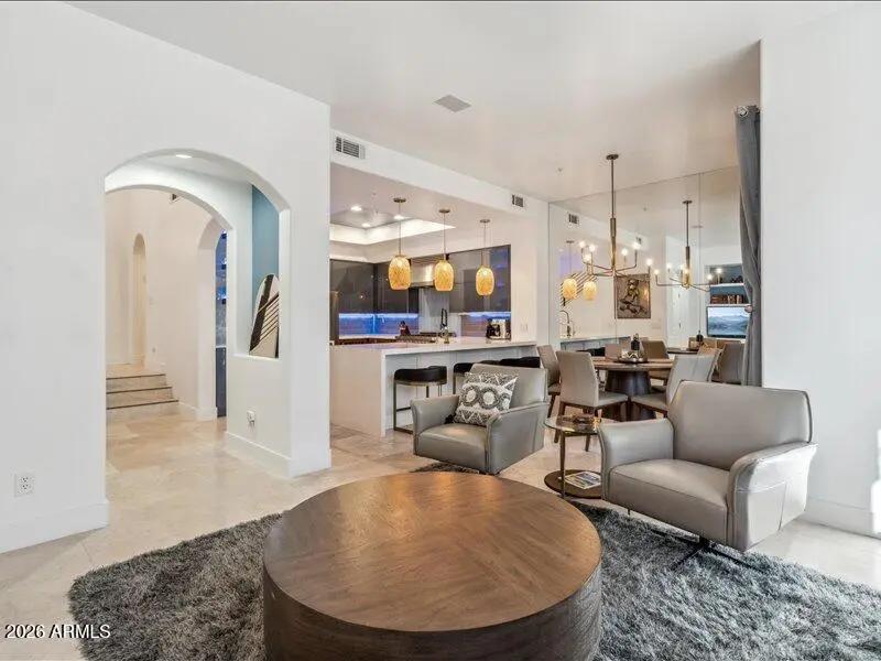 Real Estate Picture 15