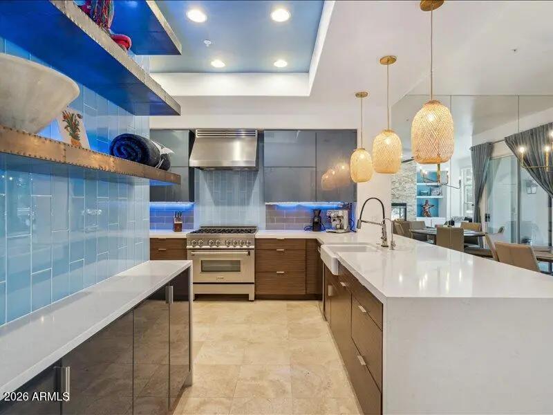 Real Estate Picture 13
