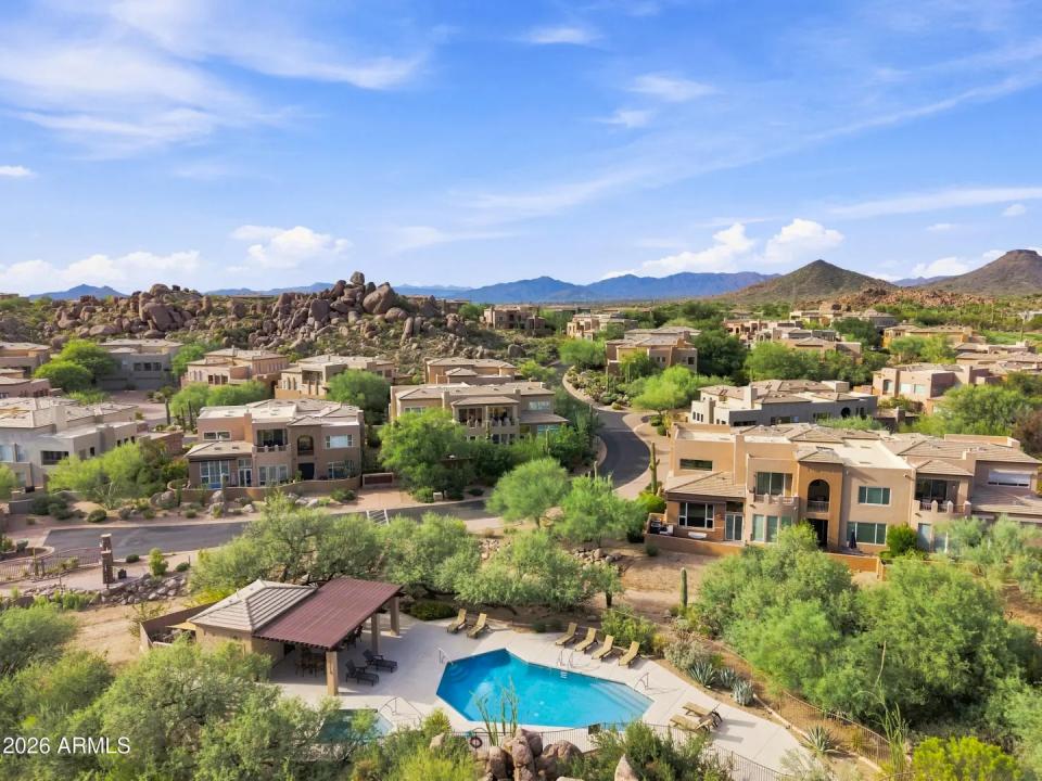 Real Estate Picture 39