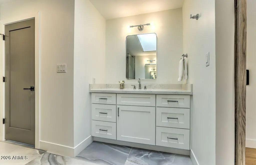 Real Estate Picture 20