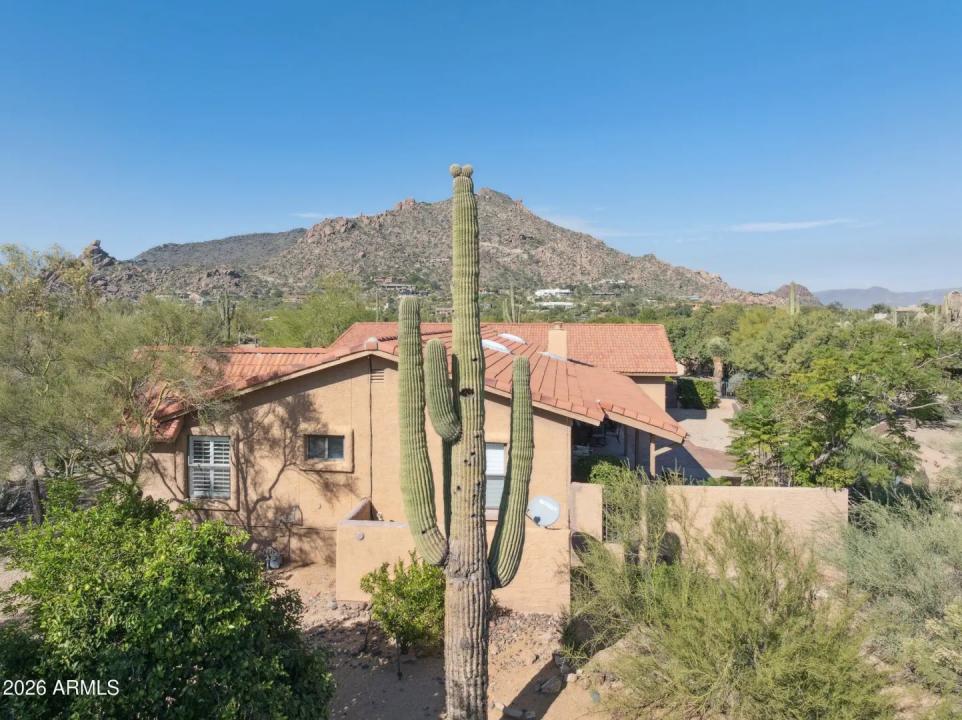 Real Estate Picture 38