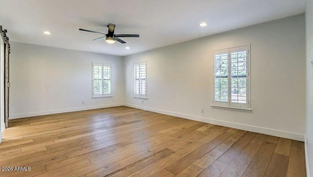 Real Estate Picture 15