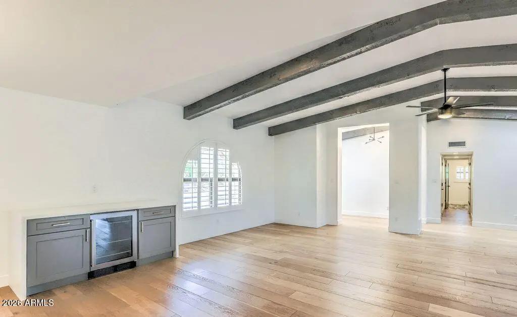 Real Estate Picture 10