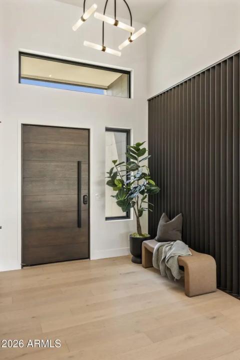 Real Estate Picture 10