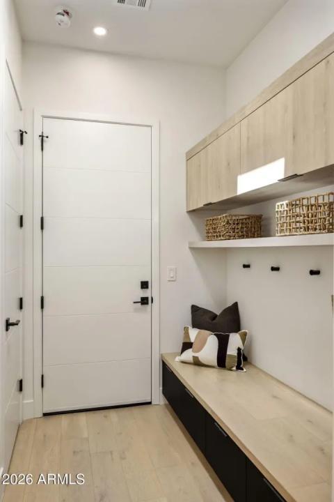 Real Estate Picture 40