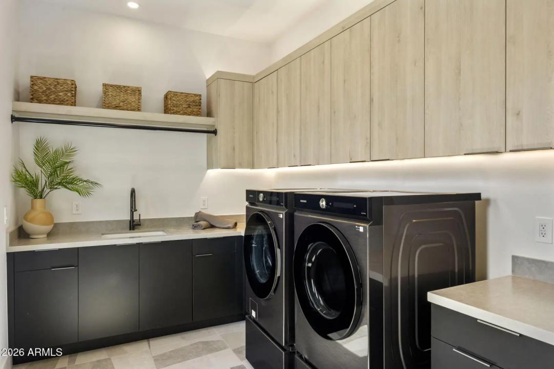 Real Estate Picture 41