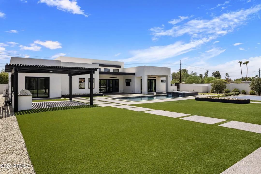 Real Estate Picture 47