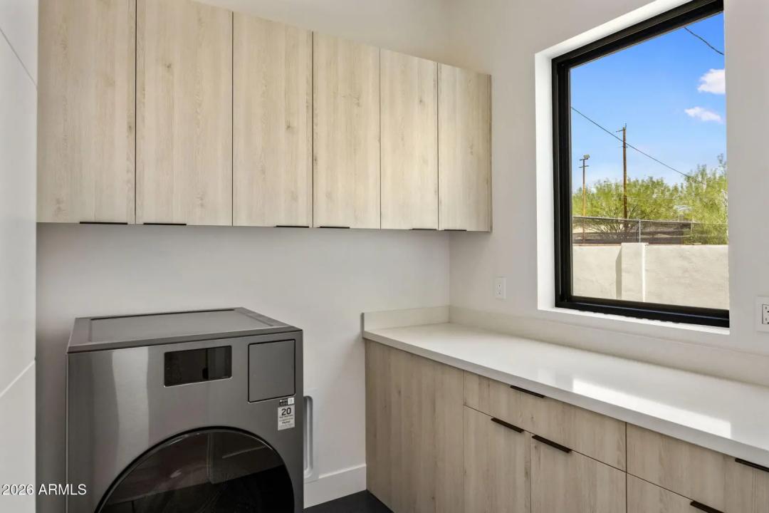 Real Estate Picture 52