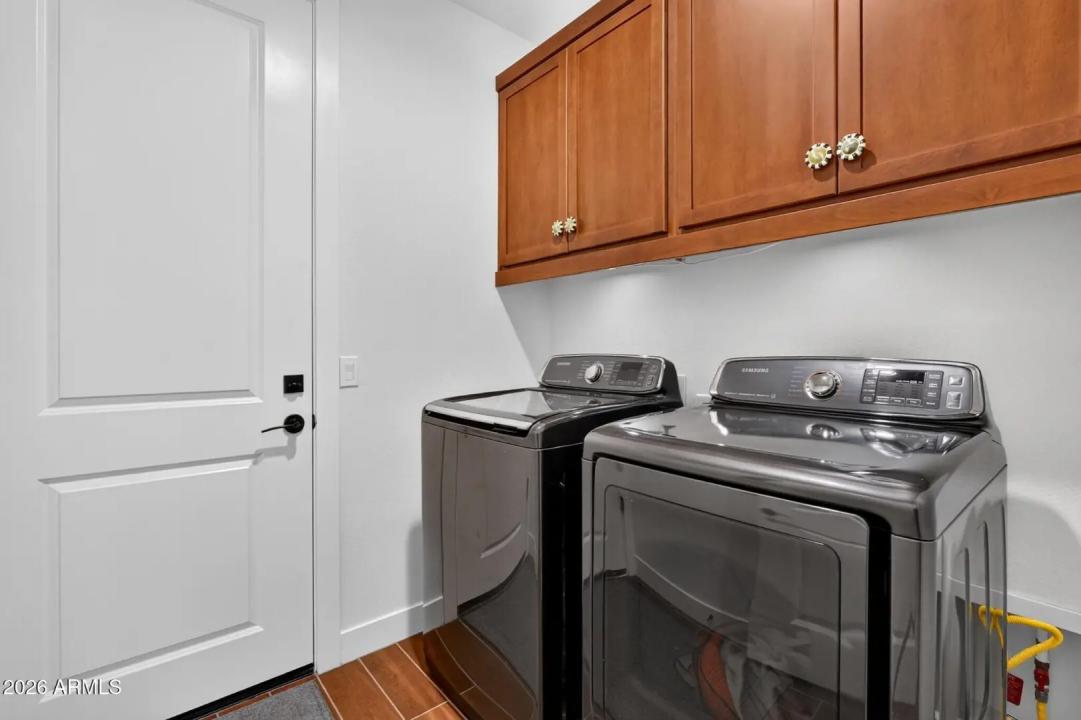 Real Estate Picture 21